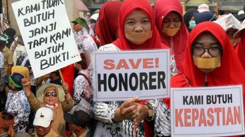 Berapa Gaji Guru Honorer