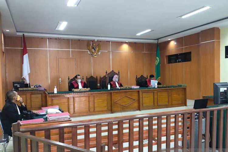 Berapa Gaji Hakim
