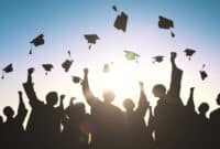 Berapa Gaji Fresh Graduate