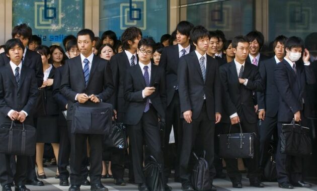 Mengejar Gaji Memuaskan di Jepang: Pekerjaan yang Menjanjikan dalam Negeri Matahari Terbit