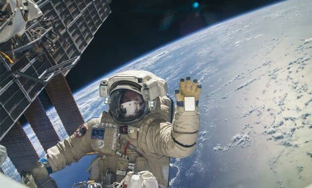Menjadi Astronot: Mewujudkan Impian Melangit