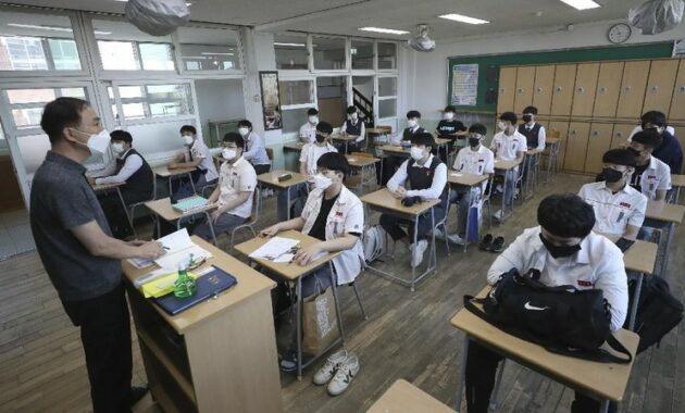 Melangkah ke Dunia Pendidikan Korea Selatan: Membahas Biaya Sekolah dan Kehidupan Mahasiswa