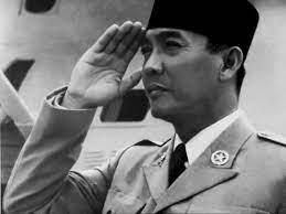 Contoh Teks Biografi Pahlawan Nasional, Soekarno