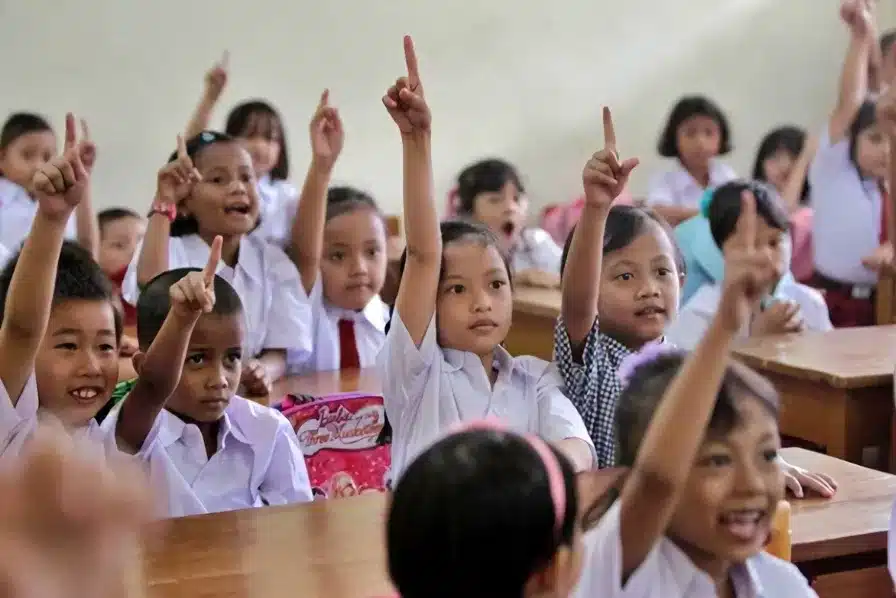 Peran Sekolah Pembentuk Karakter
