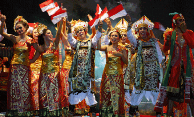 Mengenal Keindahan Tarian, Musik, dan Seni Tradisional Indonesia: Pesona Warisan Budaya yang Abadi