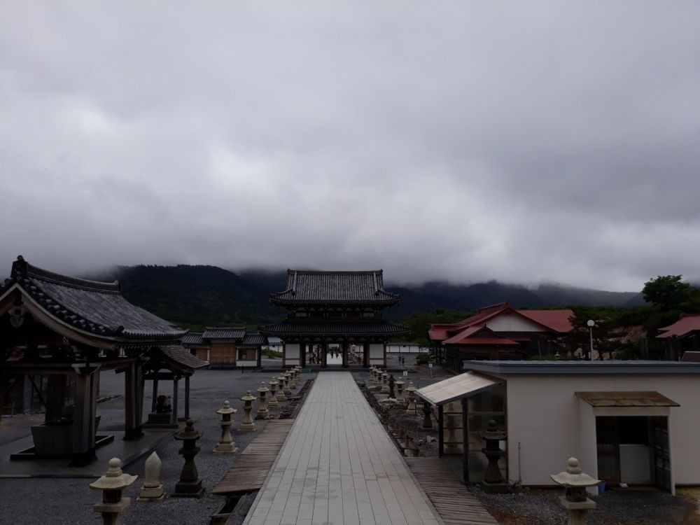 tempat suci yang hilang