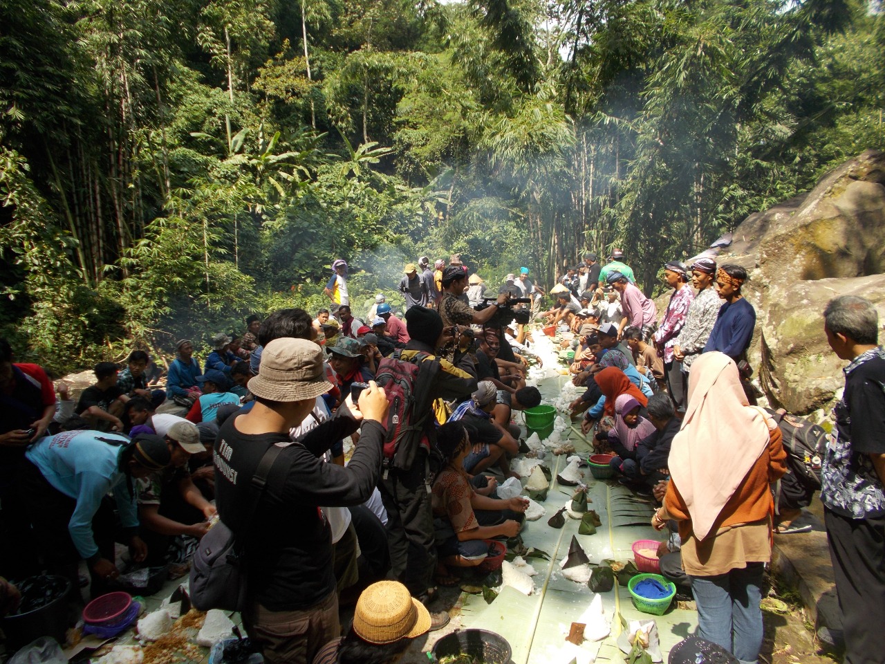 Komunitas lokal