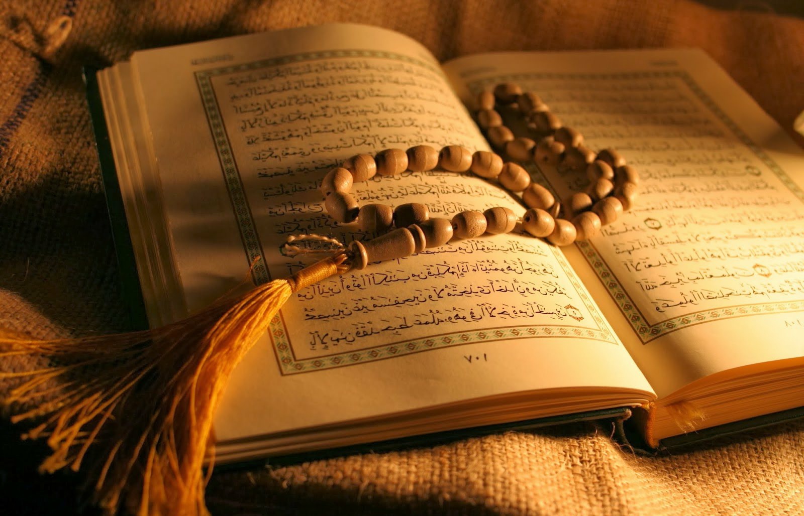 kitab suci umat Islam