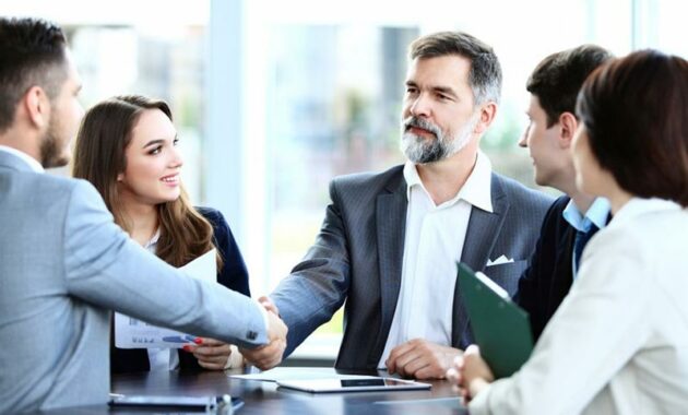 Menarik Investor: Tips dan Trik untuk Mendapatkan Pendanaan