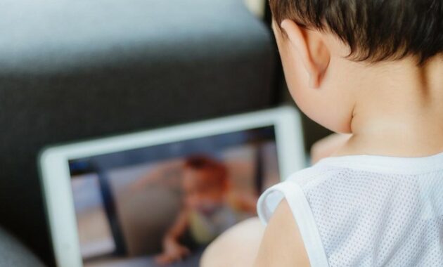 Screen Time pada Anak
