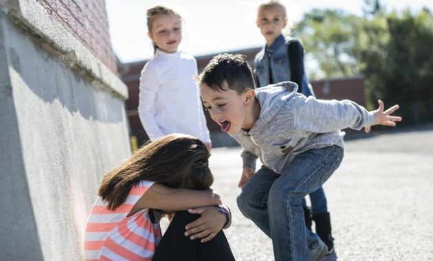 Cara Membangun Kepercayaan Diri Anak Pasca Bullying
