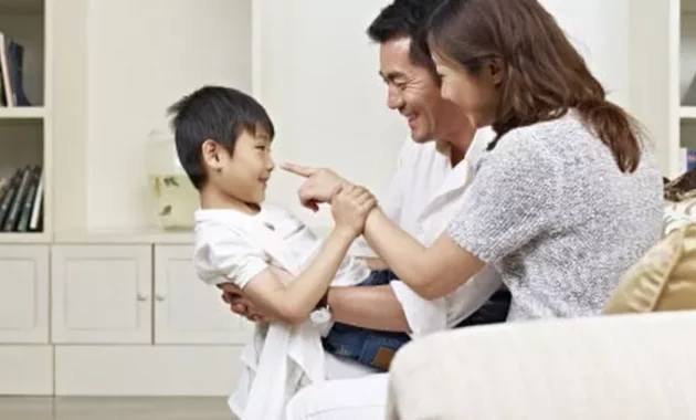 Program Pengasuhan Anak untuk Keluarga Modern: Menyeimbangkan Kesehatan Keluarga di Era Digital