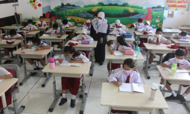 Mengintegrasikan Pembelajaran Informal dalam Rutinitas Anak