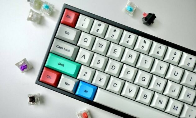 Menggunakan Keyboard Eksternal Sebagai Alternatif