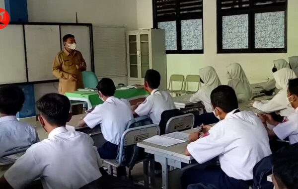 Kesulitan yang Dihadapi Siswa dan Guru di Kelas
