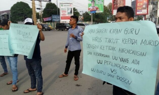 Kolaborasi Sekolah, Keluarga, dan Masyarakat dalam Membentuk Generasi Berakhlak