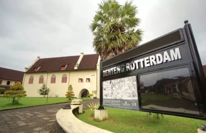 Benteng Fort Rotterdam