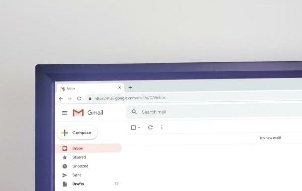 Kesalahan Umum dalam Email Bahasa Inggris dan Cara Menghindarinya