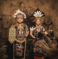 Pakaian adat Indonesia