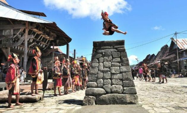 Pelibatan Anak Muda dalam Upacara Adat